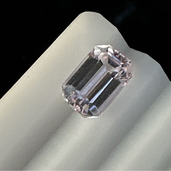 Natural Pink Color Kunzite 3.90 Ct Kunzite Ring Size - Picture 16 of 16